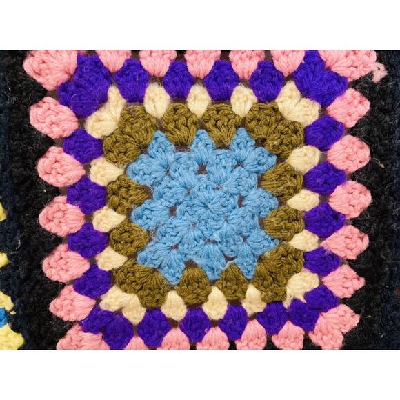 Vintage Hand Crochet Afghan Throw Granny Squares Retro Black Rainbow 70s Cottage - Picture 6 of 11